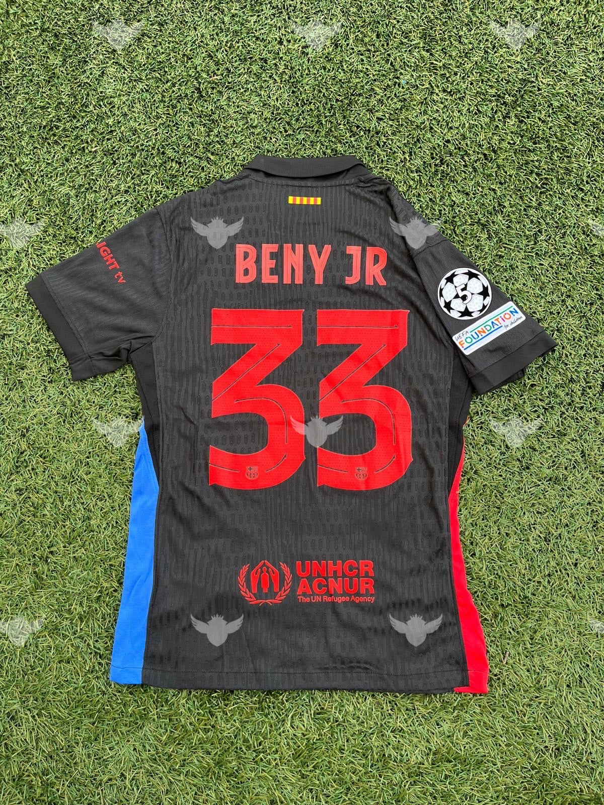 BARCELONA x BENY JR
