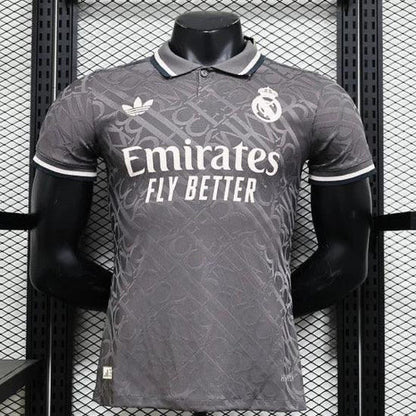 REAL MADRID TERCERA EQUIPACIÓN