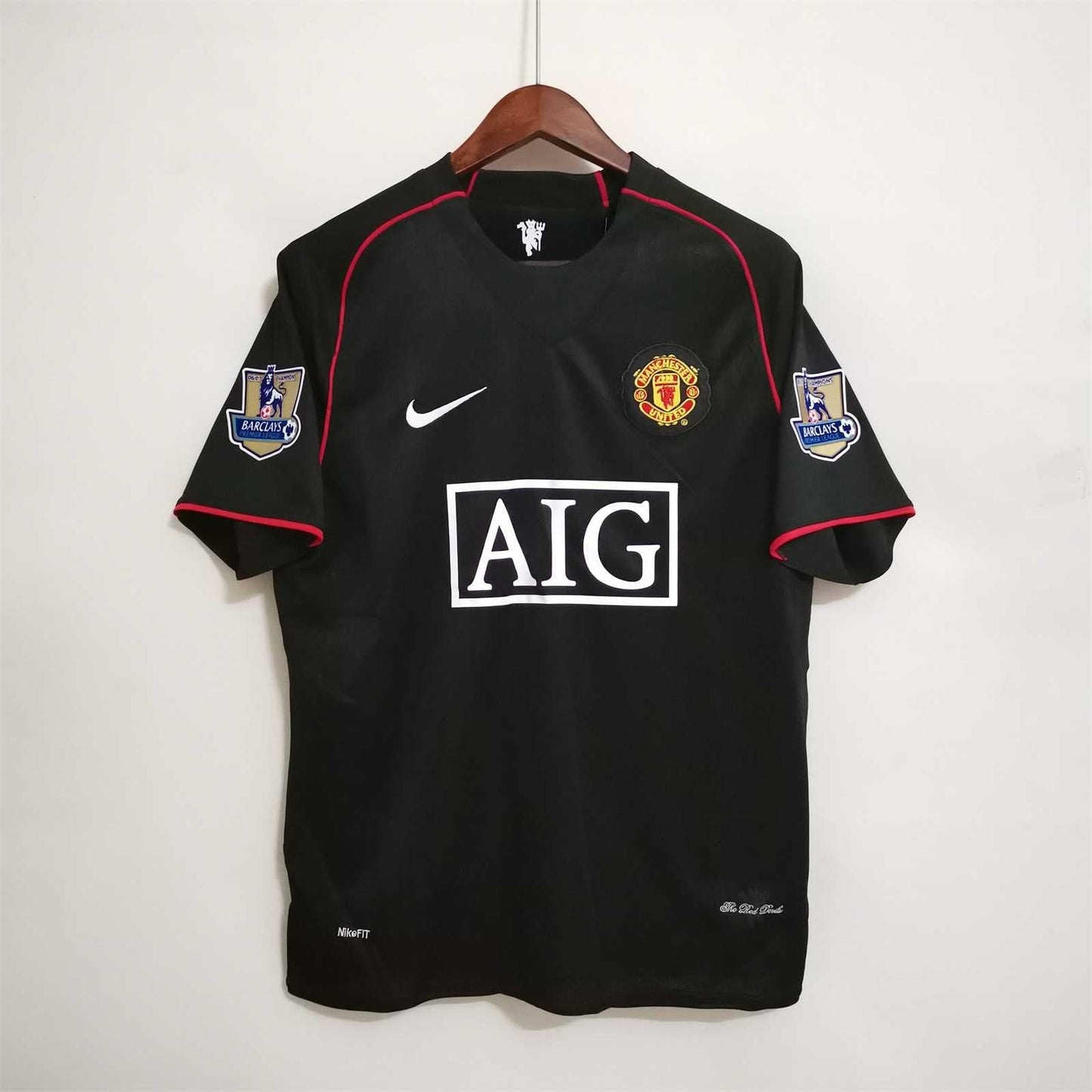 MANCHESTER UNITED 2008 RETRO
