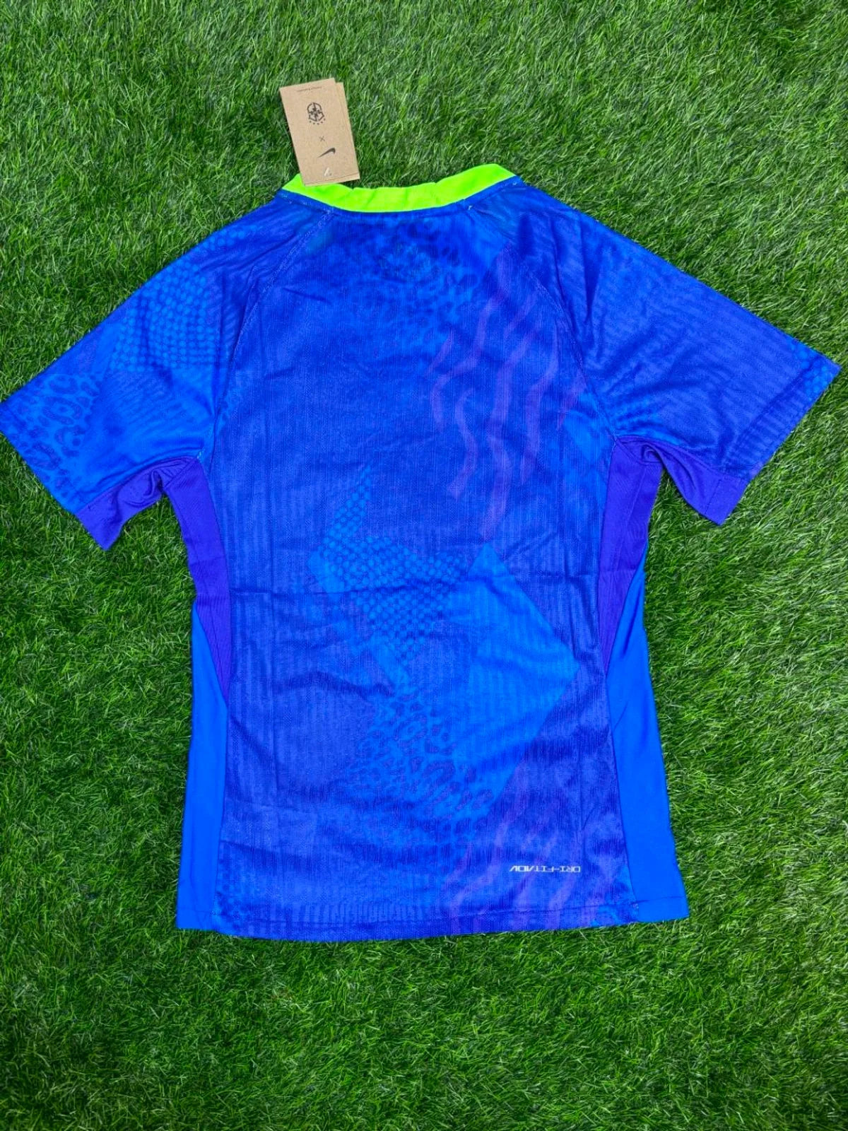 BRASIL 25-26 SEGUNDA EQUIPACION