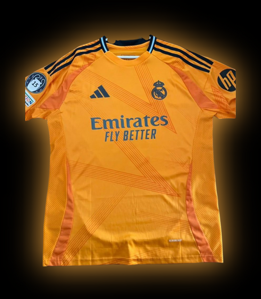 REAL MADRID SEGUNDA EQUIPACIÓN